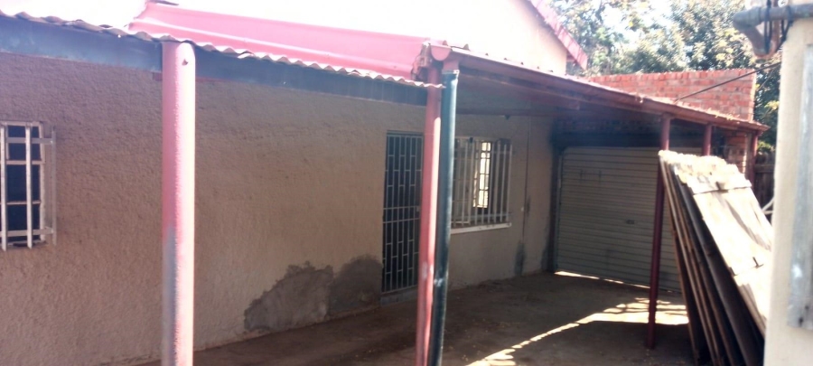 4 Bedroom Property for Sale in Petrusburg Free State